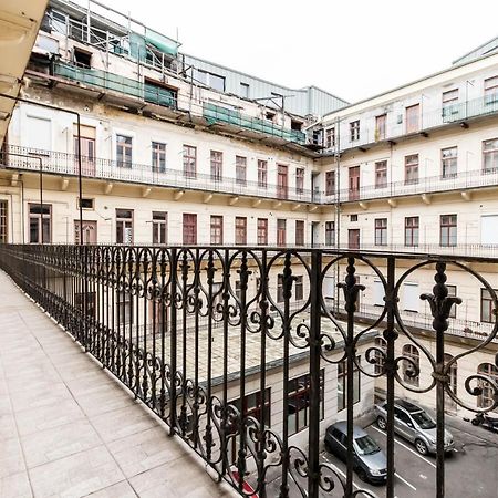 Castle Downtown Apartment Budapest Exterior photo